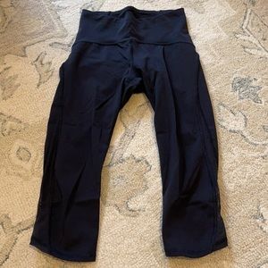 Lululemon Black Cropped Leggings Sz 4
